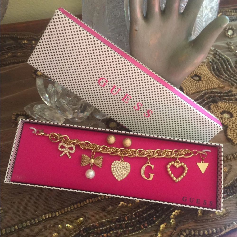 Guess Charm Bracelet